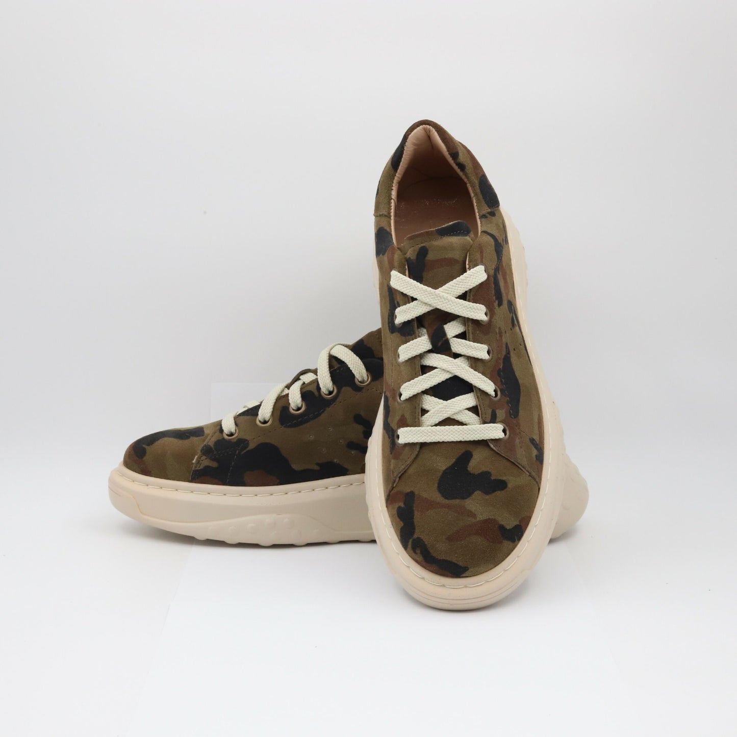 Sneaker RV Army Velur