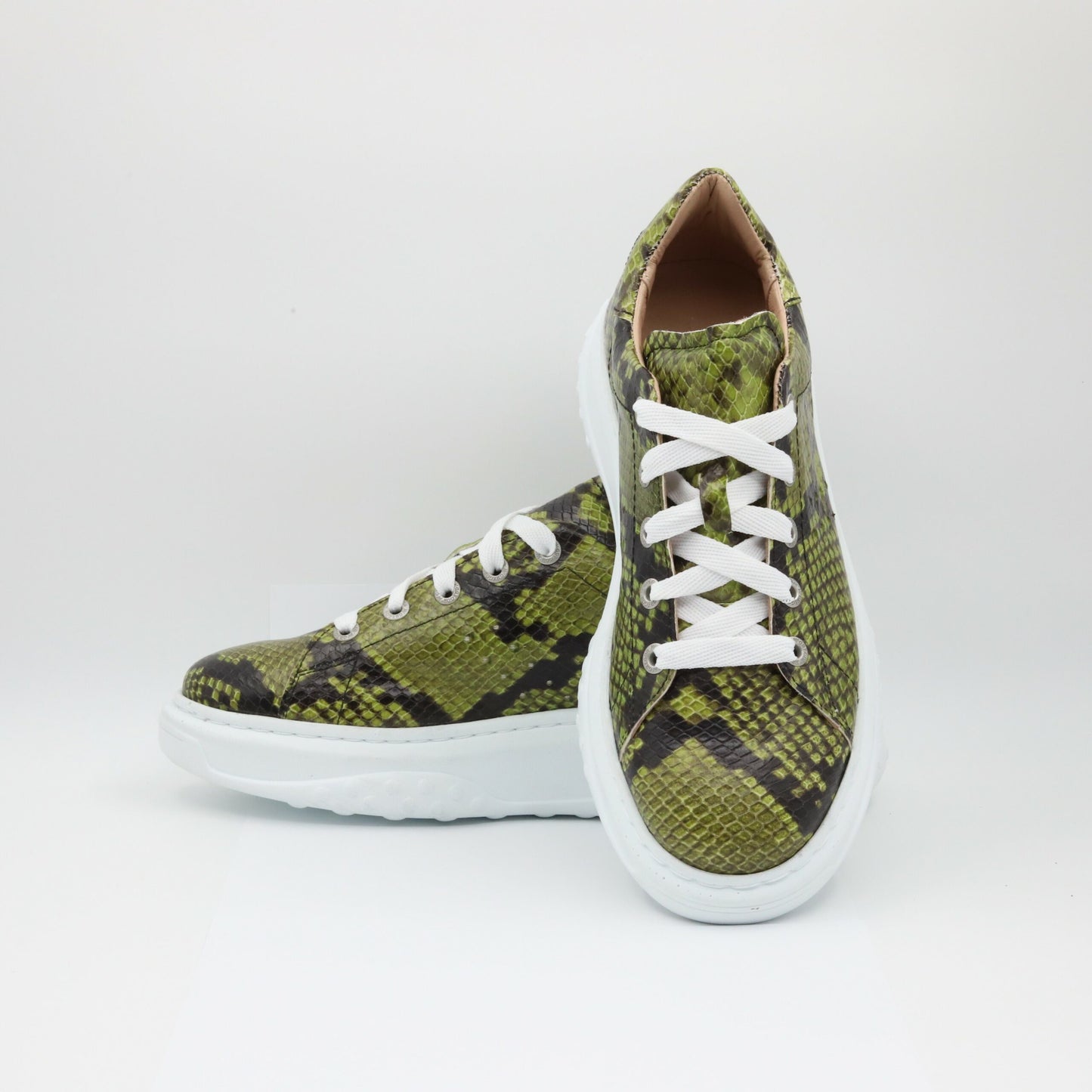 Sneaker RV Green Snake