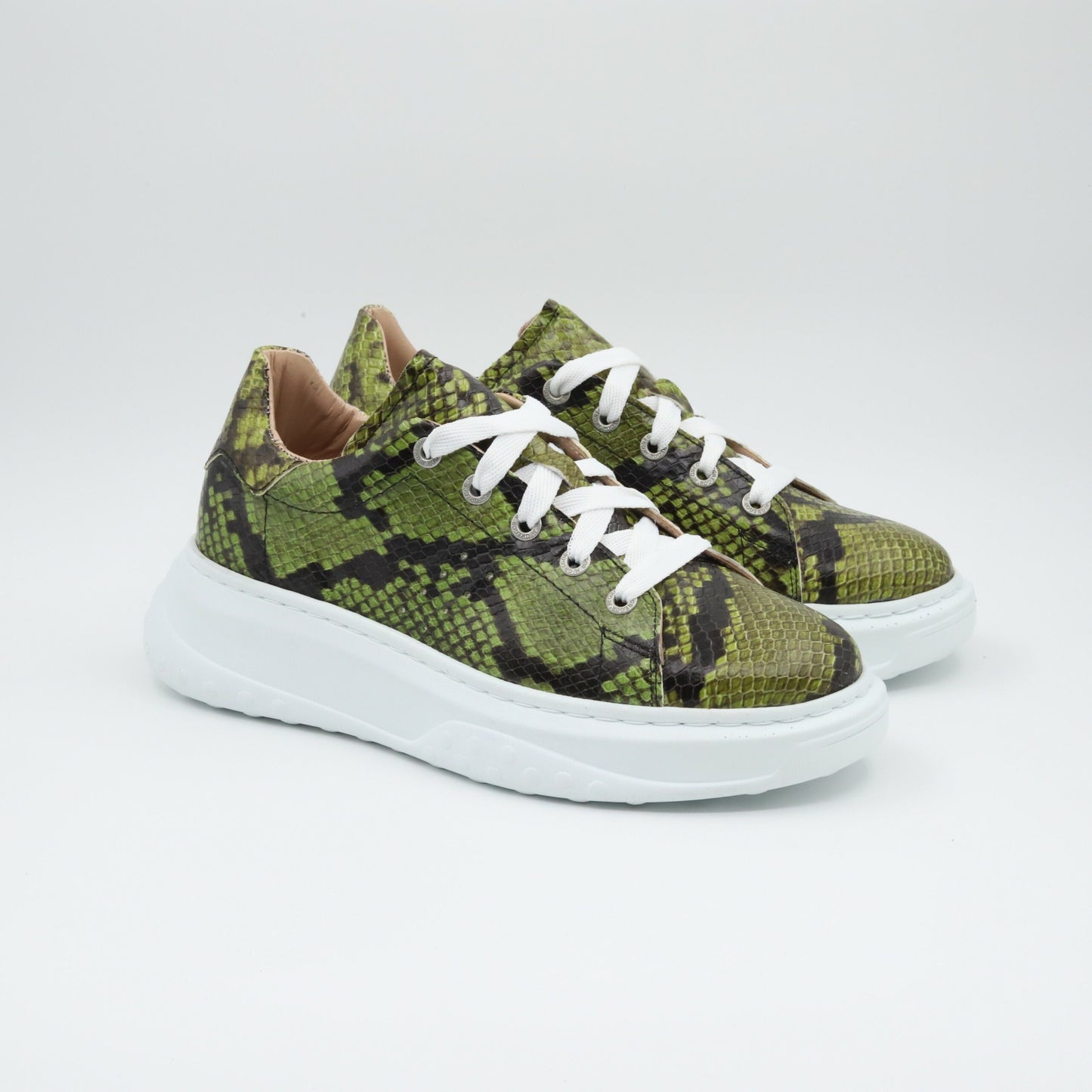 Sneaker RV Green Snake