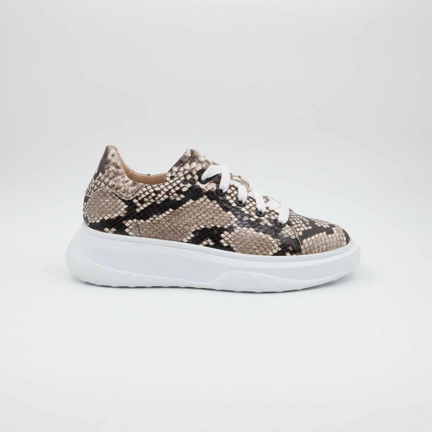 Sneaker RV Full Snake
